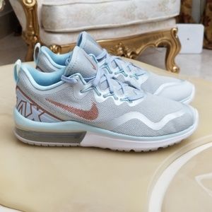 womens nike air max fury womens nike air max fury